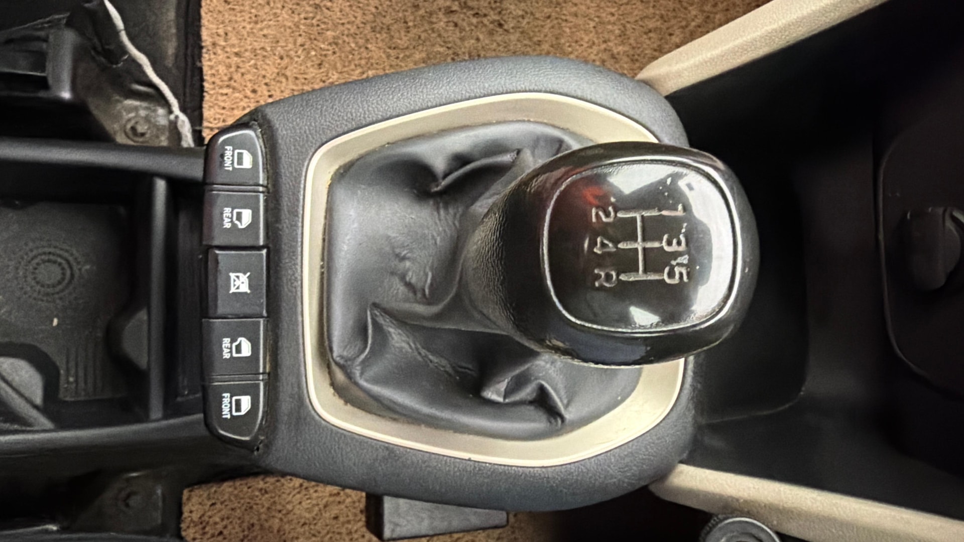 View 2019 Hyundai New Santro Magna Petrol Image 37 Used 2019 Hyundai New Santro Magna Petrol Image 37