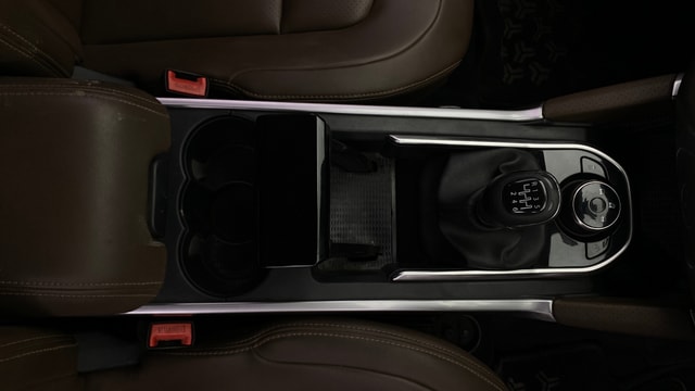 View Tata Harrier Image 40 Used Tata Harrier Image 40