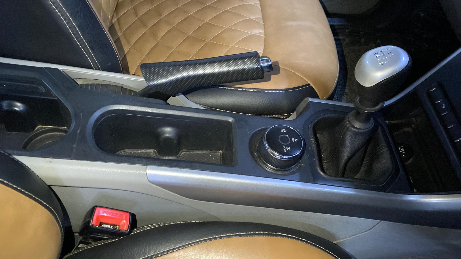 View 2018 Tata Nexon Revotorq XM Image 39 Used 2018 Tata Nexon Revotorq XM Image 39