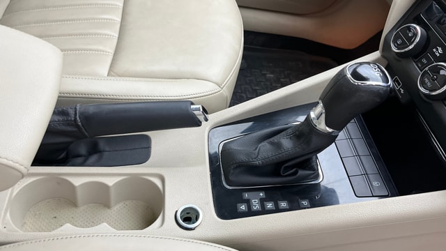 View Skoda Octavia Image 40 Used Skoda Octavia Image 40