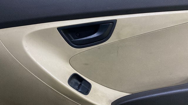 View Hyundai EON Image 32 Used Hyundai EON Image 32