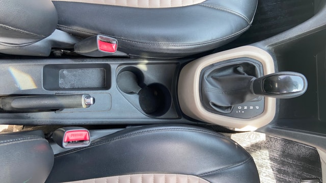 View Hyundai Grand i10 Image 38 Used Hyundai Grand i10 Image 38