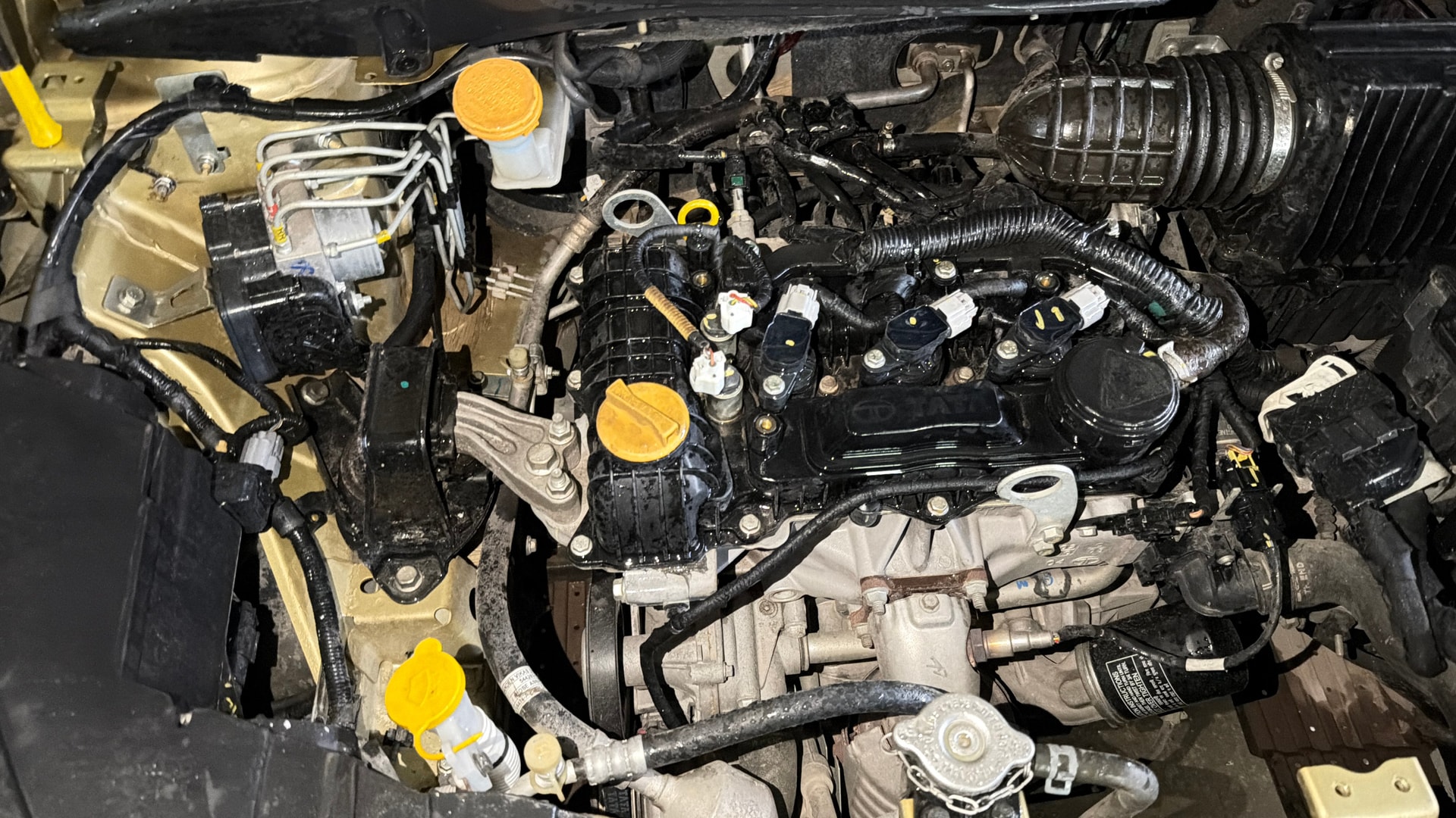 View 2020 Tata Altroz XE Petrol Image 3 Used 2020 Tata Altroz XE Petrol Image 3