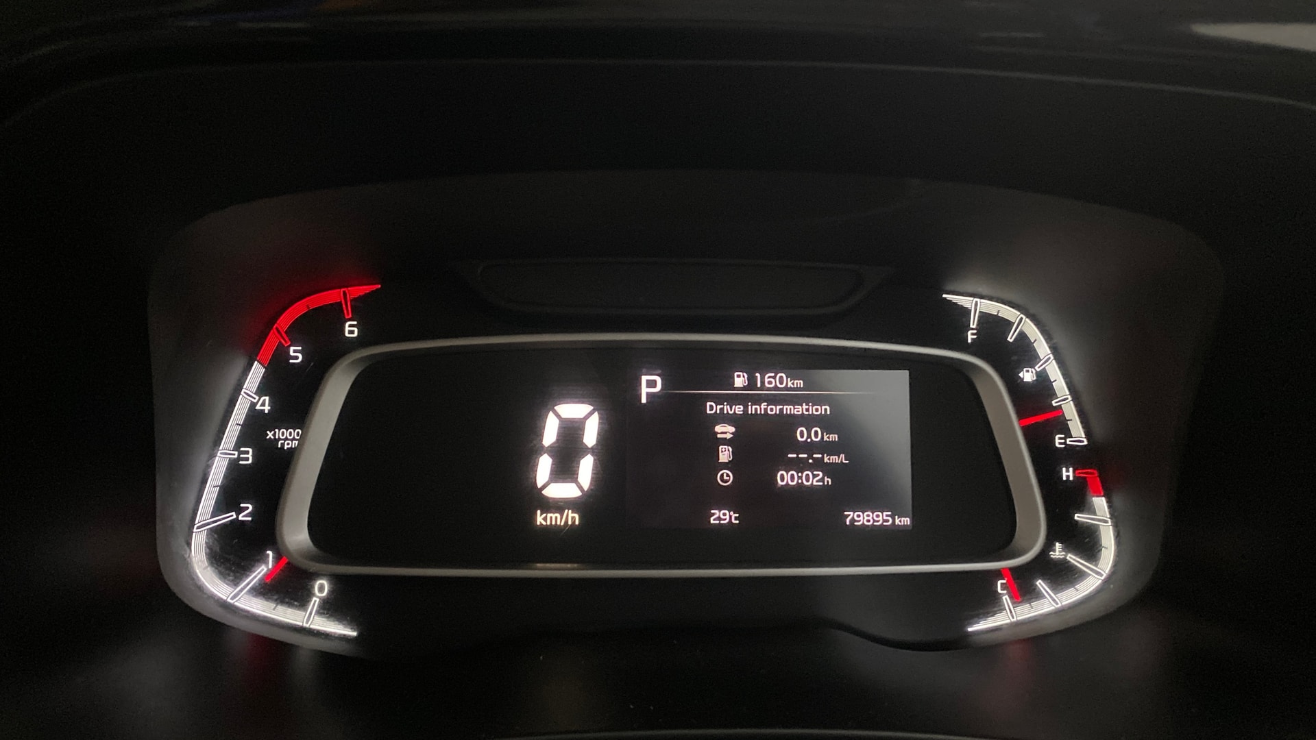View 2022 Kia Sonet HTX AT Diesel Image 21 Used 2022 Kia Sonet HTX AT Diesel Image 21