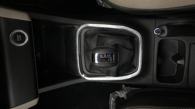 View Renault Triber Image 40 Used Renault Triber Image 40