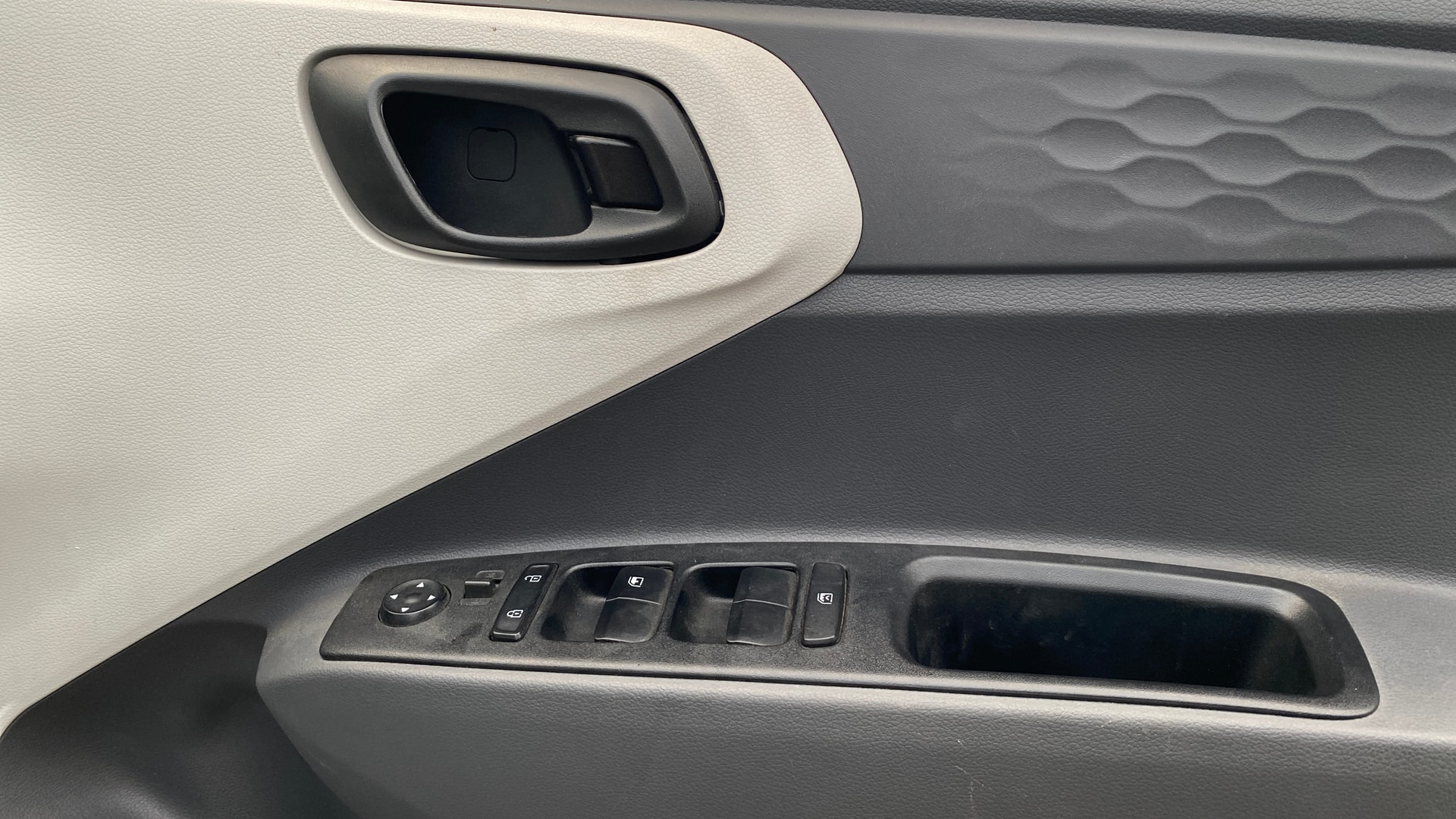 View 2024 Hyundai Grand i10 Nios Magna Petrol Image 33 Used 2024 Hyundai Grand i10 Nios Magna Petrol Image 33