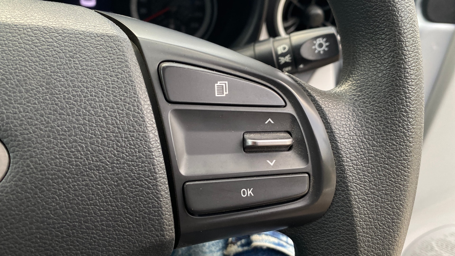 View 2024 Hyundai Grand i10 Nios Magna Petrol Image 3 Used 2024 Hyundai Grand i10 Nios Magna Petrol Image 3
