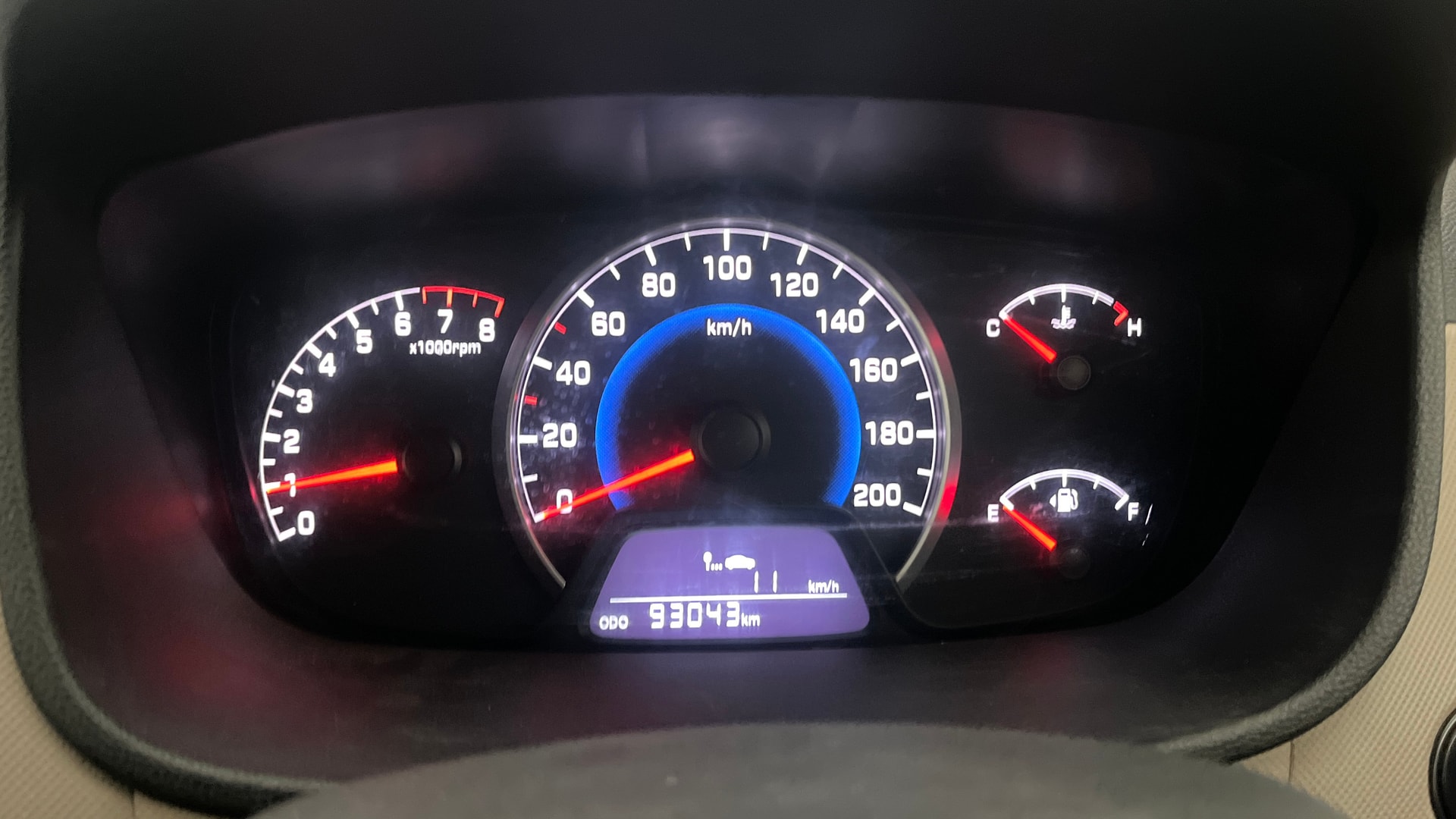 View 2014 Hyundai Grand i10 Sportz 1.2 Kappa Image 35 Used 2014 Hyundai Grand i10 Sportz 1.2 Kappa Image 35