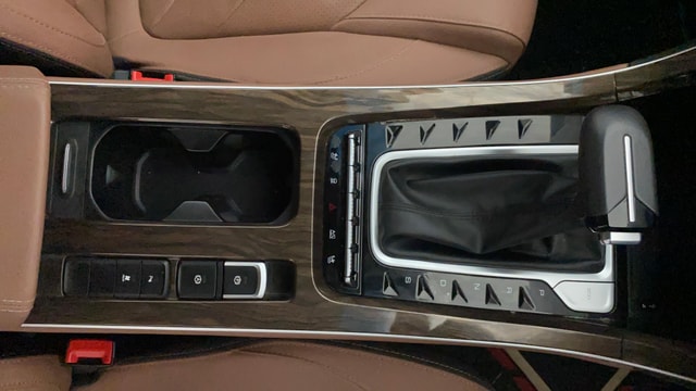 View MG Hector Plus Image 44 Used MG Hector Plus Image 44