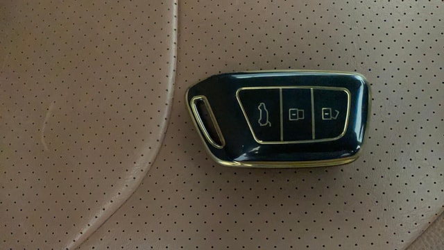 View MG Hector Plus Image 20 Used MG Hector Plus Image 20