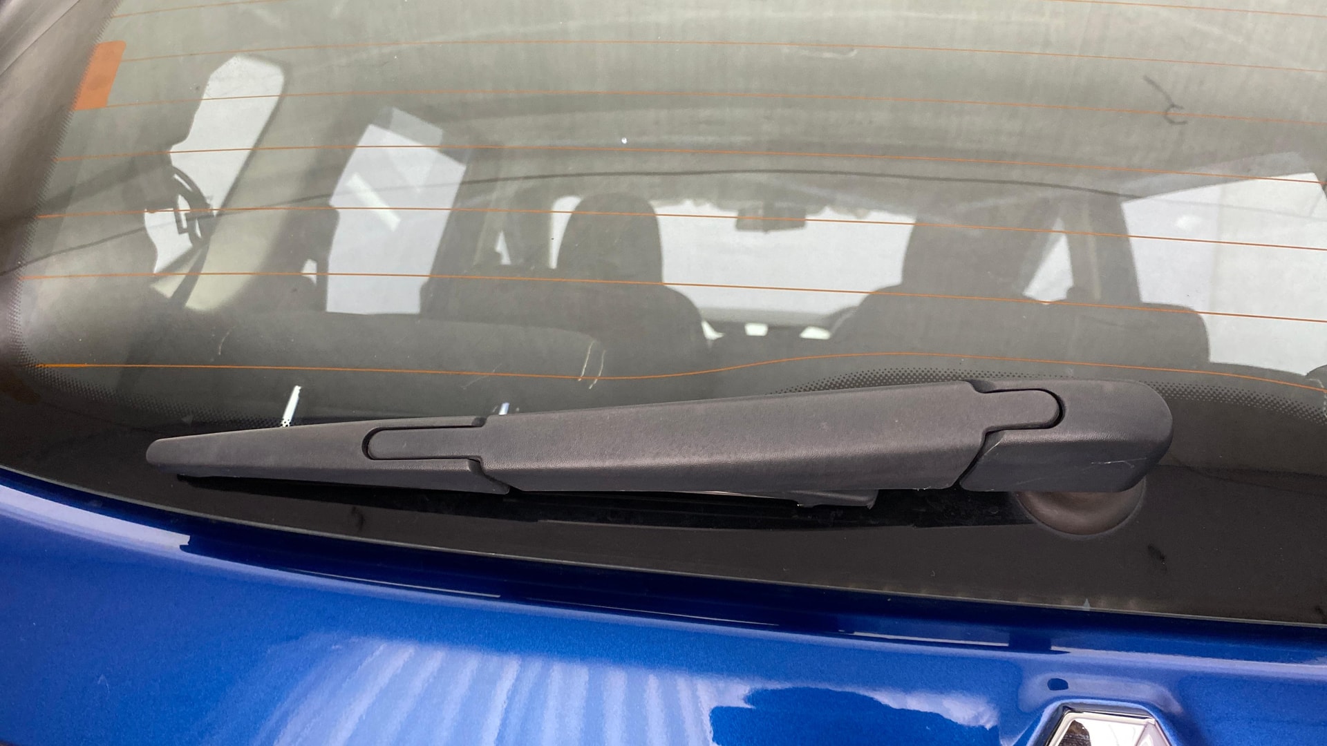 View 2022 Renault Triber RXZ Image 24 Used 2022 Renault Triber RXZ Image 24