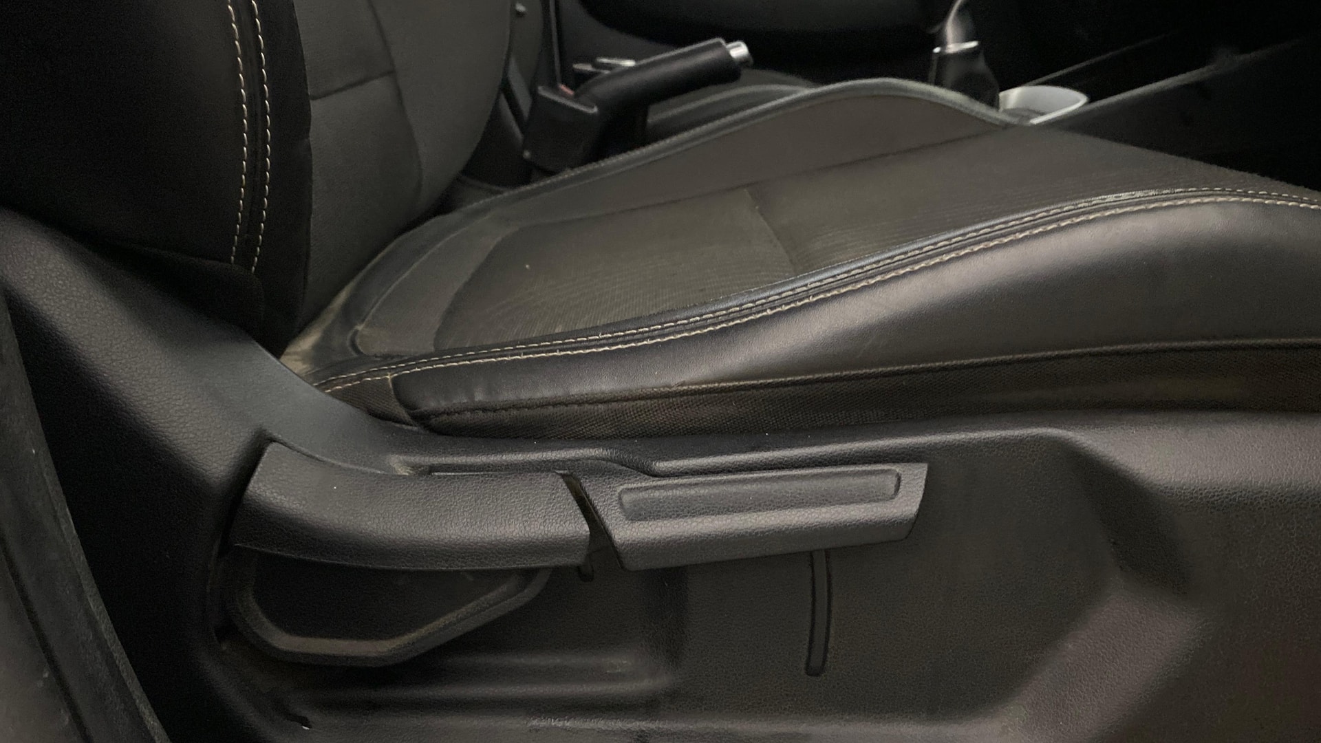View 2019 Hyundai Venue E 1.2 Petrol BS IV Image 19 Used 2019 Hyundai Venue E 1.2 Petrol BS IV Image 19