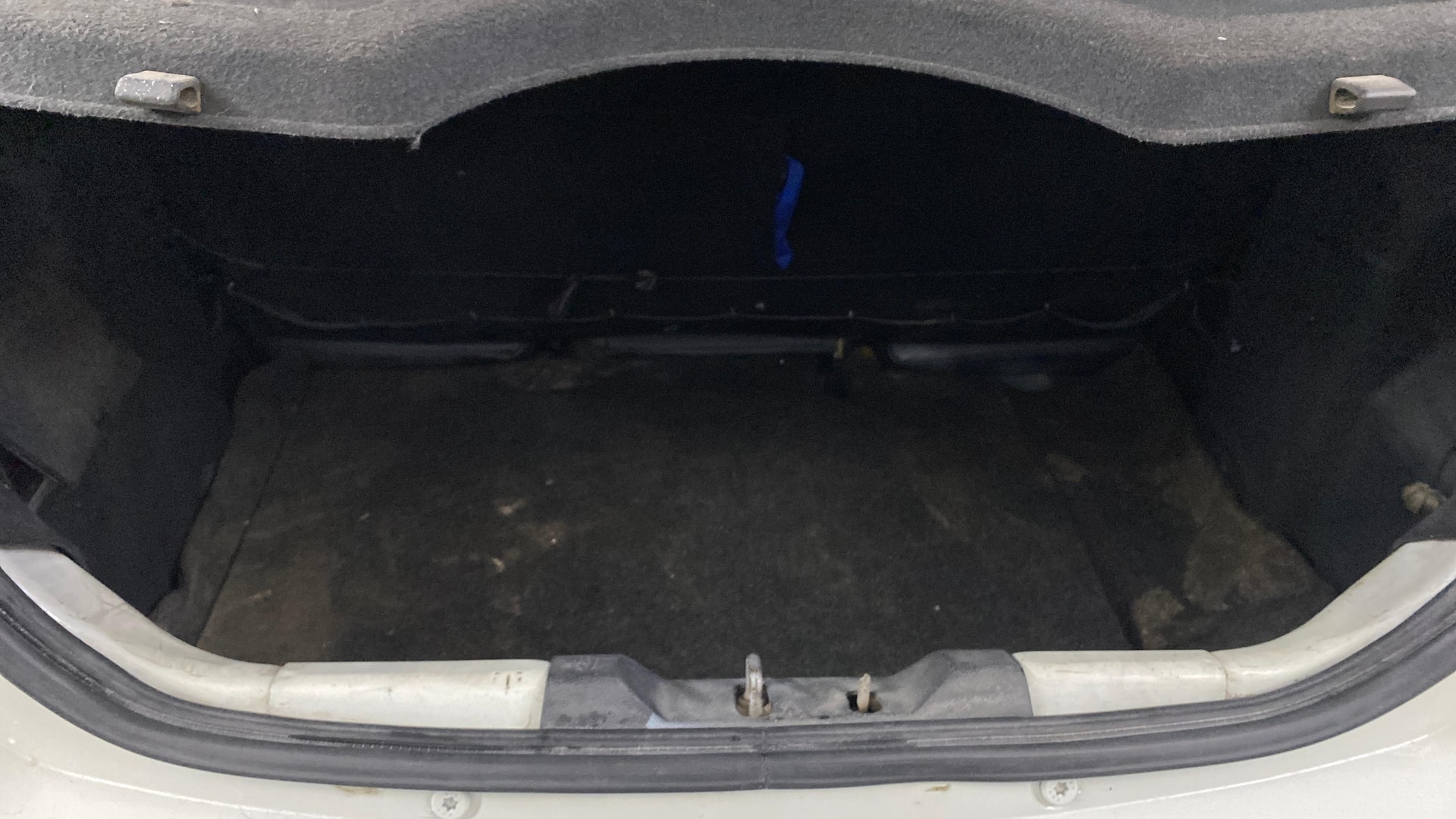 View 2016 Tata Tiago Revotorq XB Image 10 Used 2016 Tata Tiago Revotorq XB Image 10