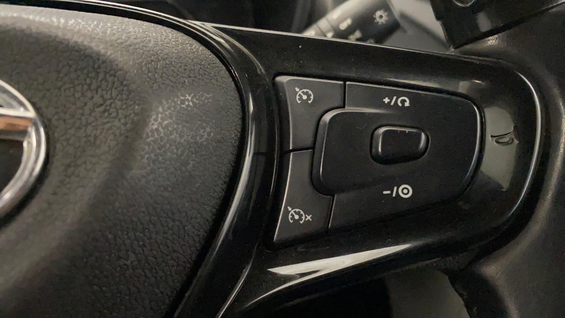 View 2023 Tata Nexon Revotron XE Image 3 Used 2023 Tata Nexon Revotron XE Image 3