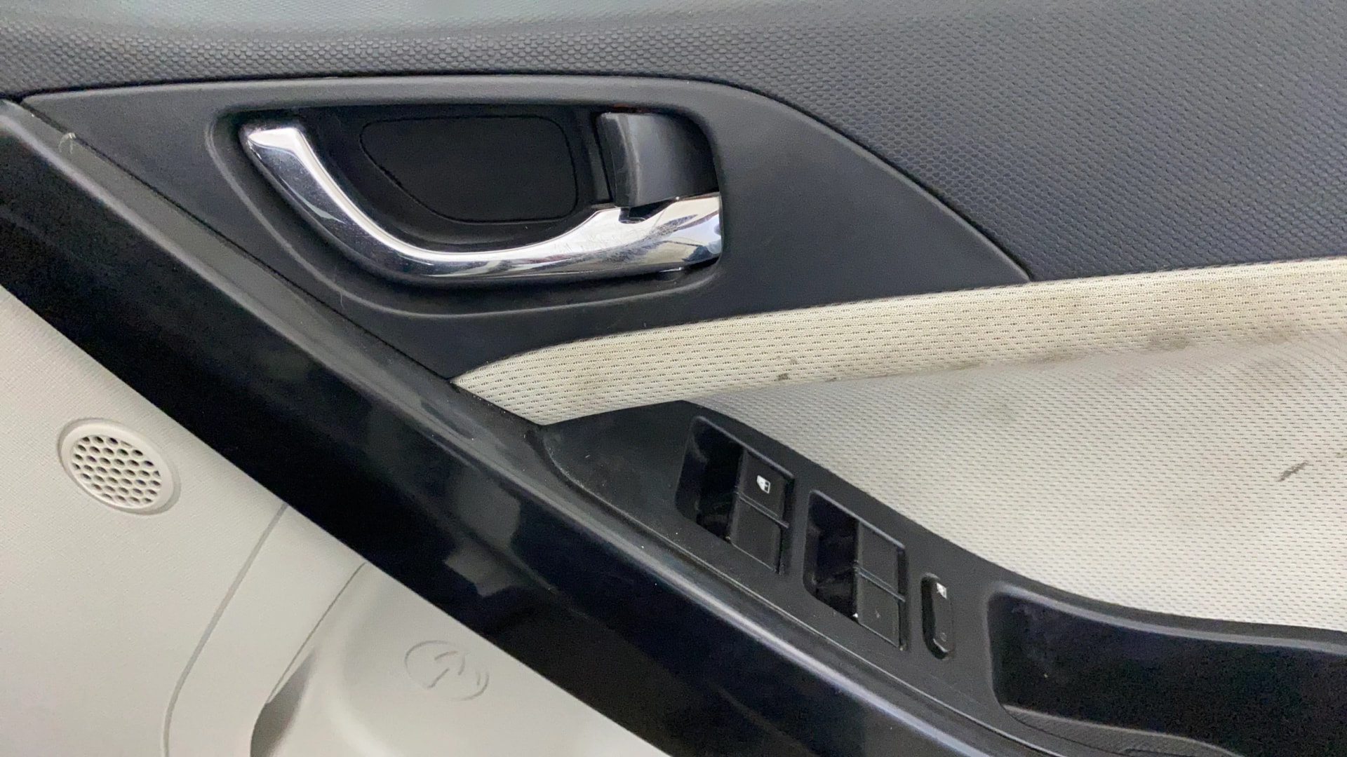 View 2023 Tata Nexon Revotron XE Image 40 Used 2023 Tata Nexon Revotron XE Image 40