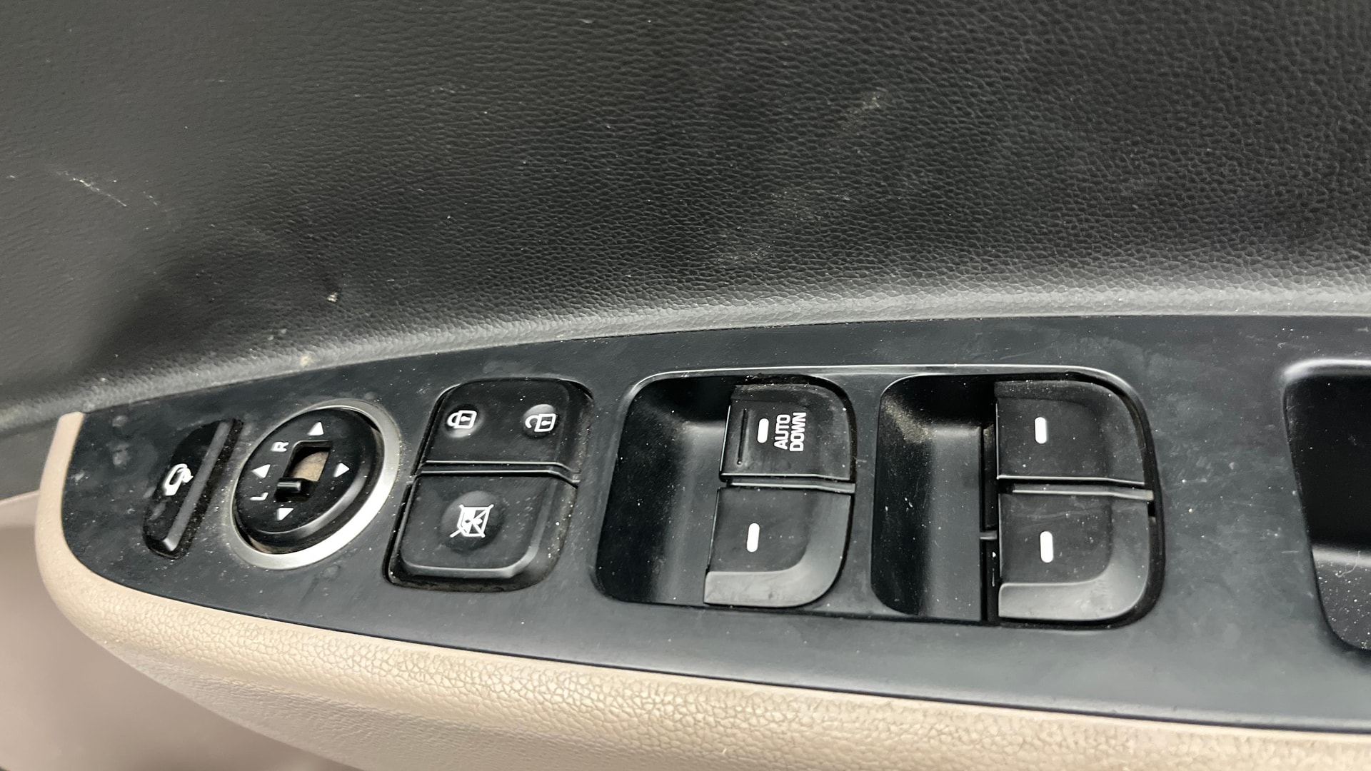 Used 2021 Hyundai Grand i10 Used 2021 Hyundai Grand i10