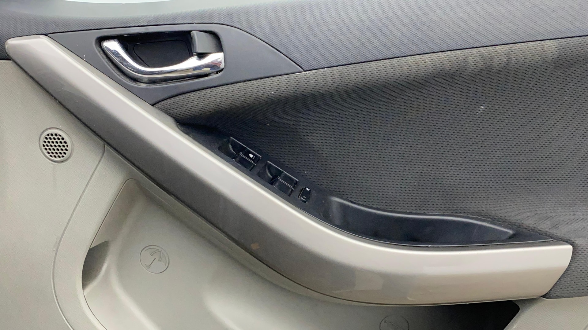 View 2019 Tata Nexon Revotron XE Image 33 Used 2019 Tata Nexon Revotron XE Image 33