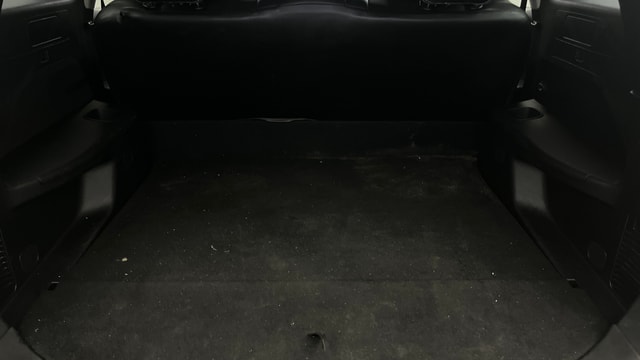 View Mahindra XUV700 Image 6 Used Mahindra XUV700 Image 6