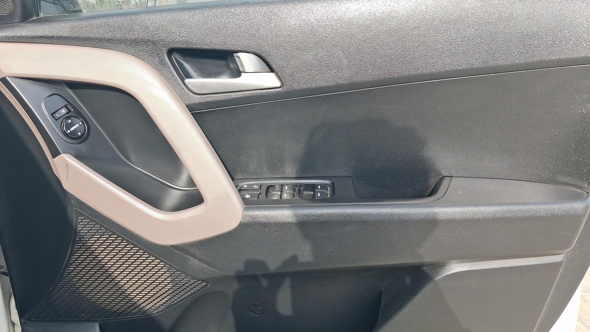 View 2019 Hyundai Creta 1.4 E Diesel Image 33 Used 2019 Hyundai Creta 1.4 E Diesel Image 33