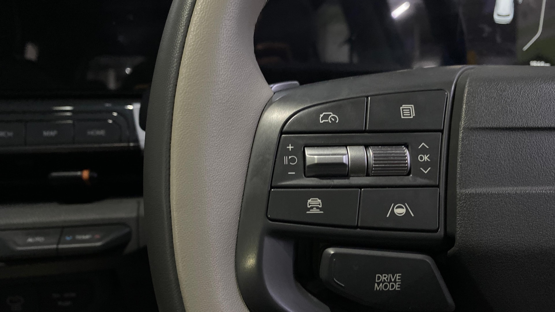 View 2025 Kia Syros HTX Plus (O) DCT Petrol Image 3 Used 2025 Kia Syros HTX Plus (O) DCT Petrol Image 3