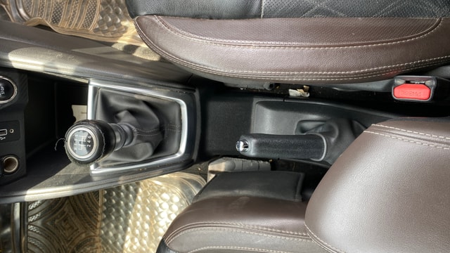 View Nissan Kicks Image 39 Used Nissan Kicks Image 39