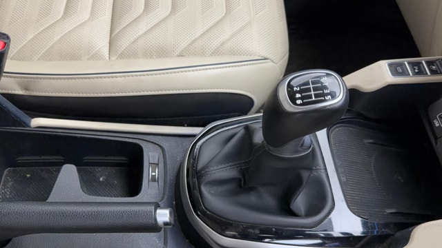 View Kia Carens Image 44 Used Kia Carens Image 44