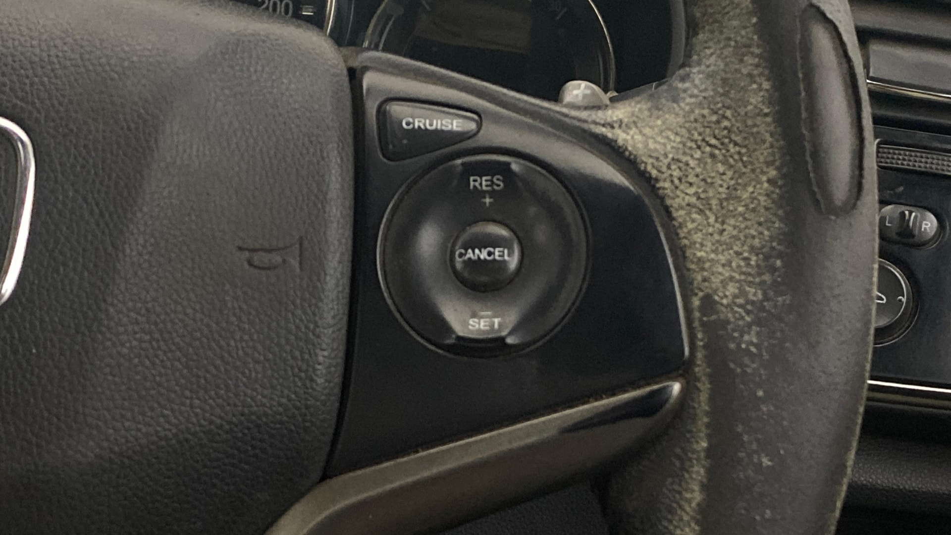 View 2015 Honda City ZX MT Diesel Anniversary Edition Image 3 Used 2015 Honda City ZX MT Diesel Anniversary Edition Image 3