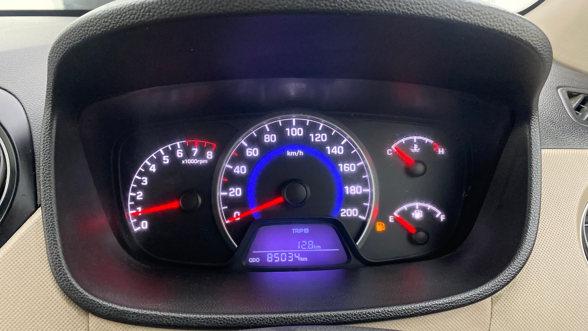 View 2015 Hyundai Grand i10 Magna 1.2 Kappa VTVT Image 33 Used 2015 Hyundai Grand i10 Magna 1.2 Kappa VTVT Image 33