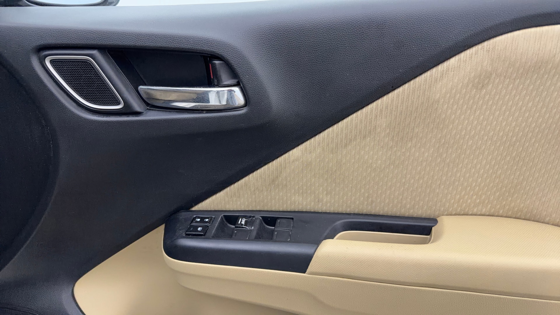 View 2018 Honda City ZX MT Diesel Anniversary Edition Image 38 Used 2018 Honda City ZX MT Diesel Anniversary Edition Image 38