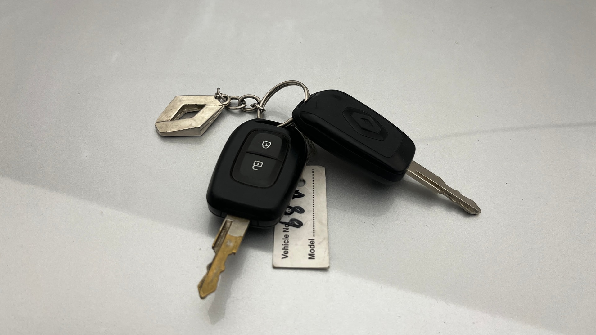 View 2021 Renault Kwid RXL 1.0 BS IV Image 17 Used 2021 Renault Kwid RXL 1.0 BS IV Image 17