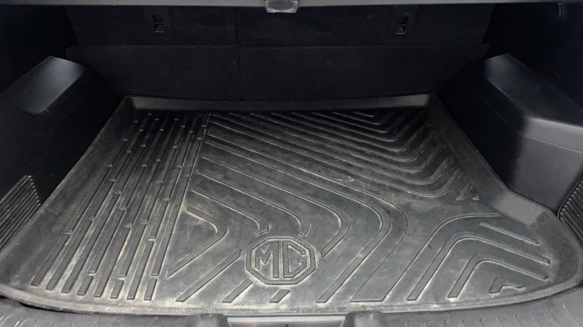 View 2019 MG Hector Sharp Diesel Image 7 Used 2019 MG Hector Sharp Diesel Image 7