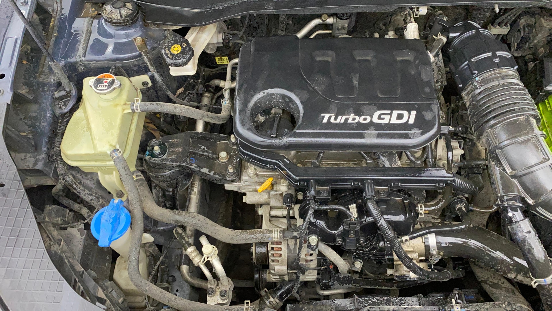 View 2020 Hyundai Venue SX Plus 1.0 Petrol AT Image 4 Used 2020 Hyundai Venue SX Plus 1.0 Petrol AT Image 4