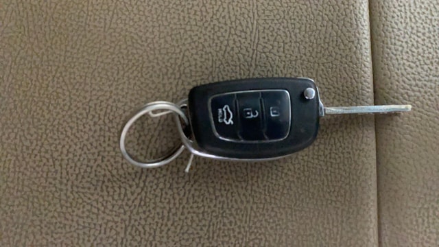View Hyundai Fluidic Verna Image 18 Used Hyundai Fluidic Verna Image 18