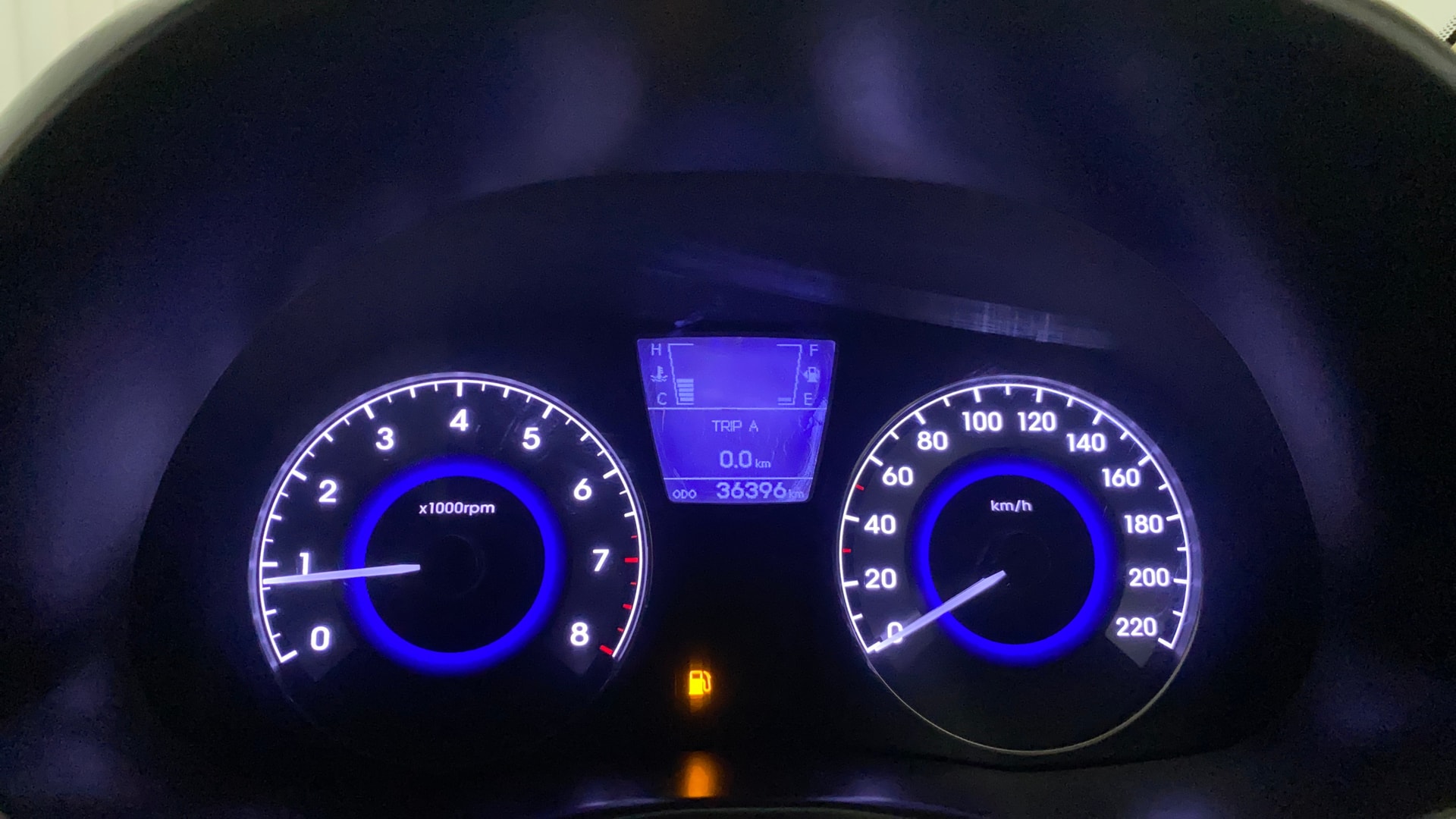 View 2014 Hyundai Fluidic Verna 1.6 VTVT SX Image 20 Used 2014 Hyundai Fluidic Verna 1.6 VTVT SX Image 20