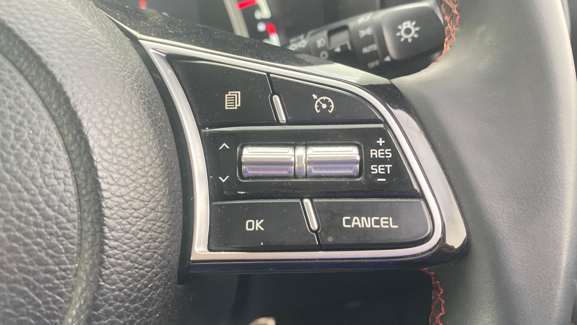 View 2021 Kia Sonet GTX Plus iMT Petrol Image 3 Used 2021 Kia Sonet GTX Plus iMT Petrol Image 3