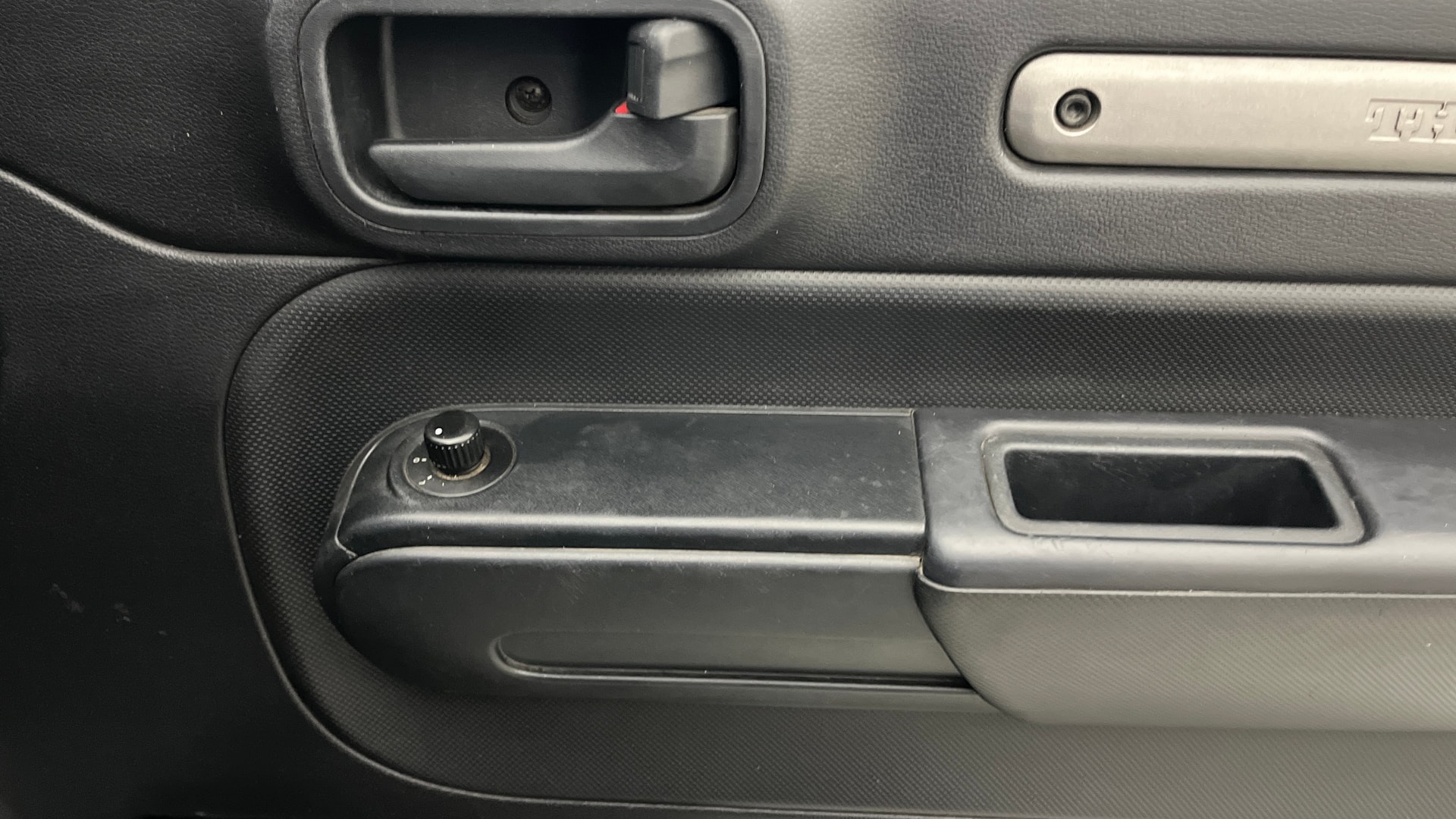 View 2021 Mahindra Thar AX Standard Manual Soft Top 6 Seater Image 30 Used 2021 Mahindra Thar AX Standard Manual Soft Top 6 Seater Image 30