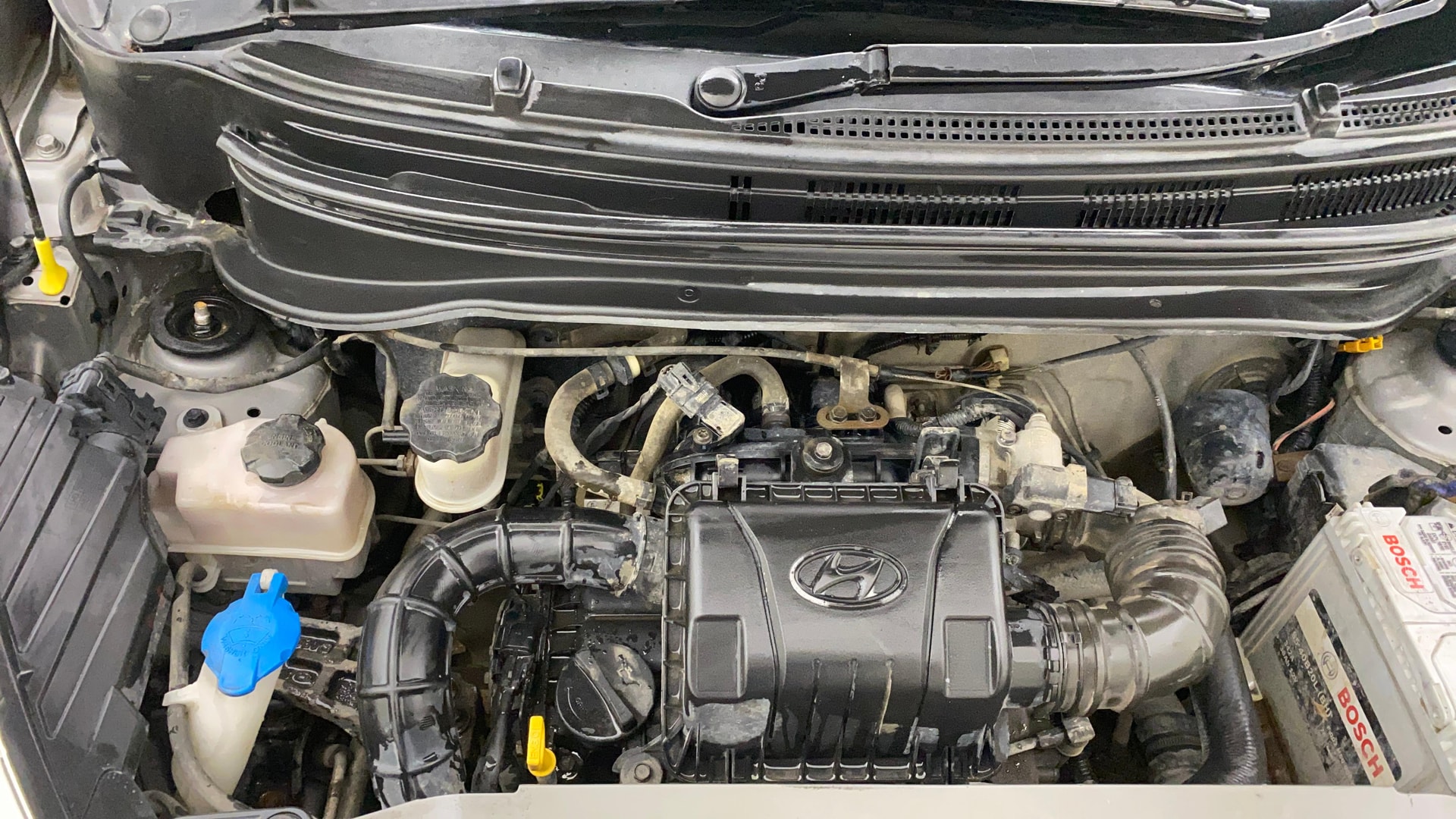 View 2013 Hyundai EON Era Plus Image 3 Used 2013 Hyundai EON Era Plus Image 3