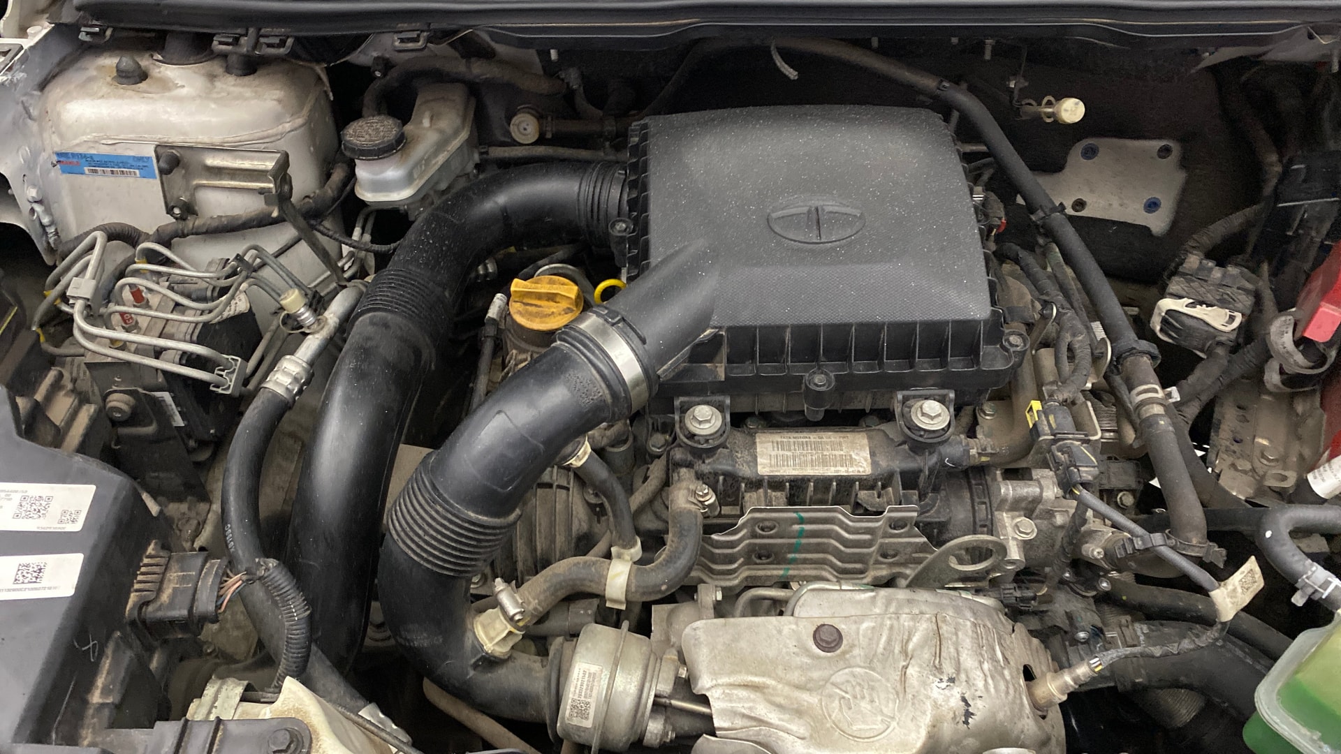View 2021 Tata Nexon Revotron XE Image 4 Used 2021 Tata Nexon Revotron XE Image 4