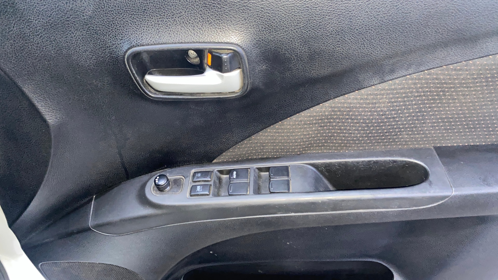 View 2018 Maruti Suzuki 1000 Base Variant Image 37 Used 2018 Maruti Suzuki 1000 Base Variant Image 37