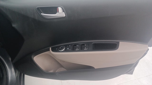 View Hyundai Grand i10 Image 38 Used Hyundai Grand i10 Image 38