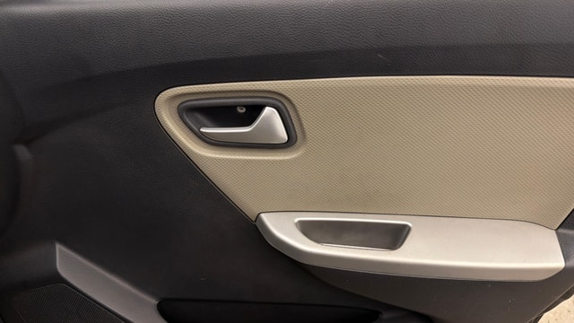 View Maruti Suzuki Alto K10 Image 37 Used Maruti Suzuki Alto K10 Image 37