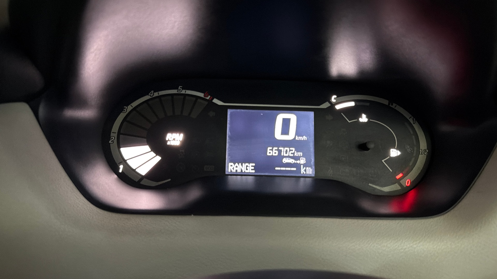 View 2023 Nissan Magnite XL Image 33 Used 2023 Nissan Magnite XL Image 33