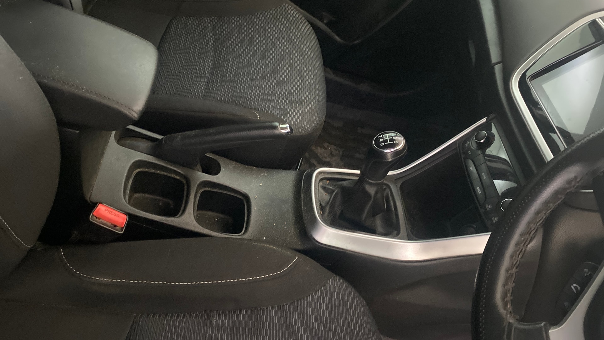 View 2020 Maruti Suzuki 1000 Base Variant Image 42 Used 2020 Maruti Suzuki 1000 Base Variant Image 42