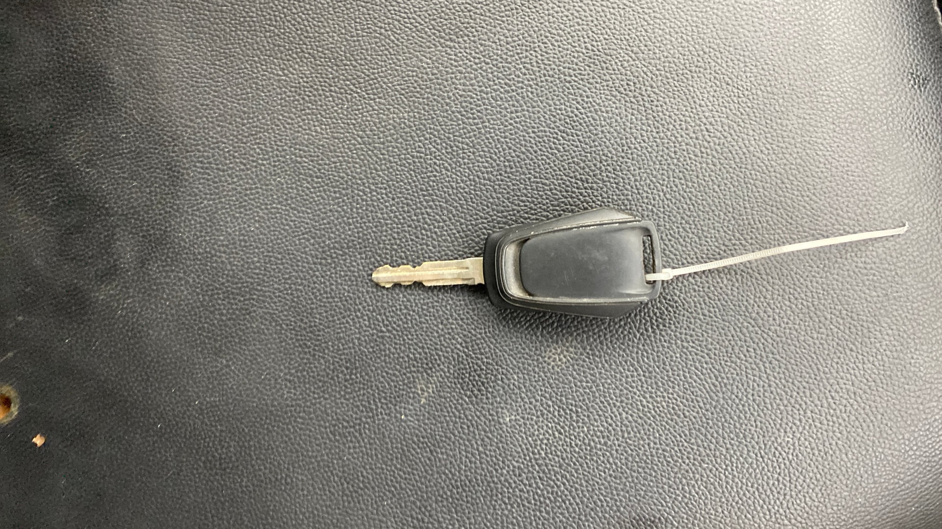 Used 2017 Mahindra KUV100 Used 2017 Mahindra KUV100