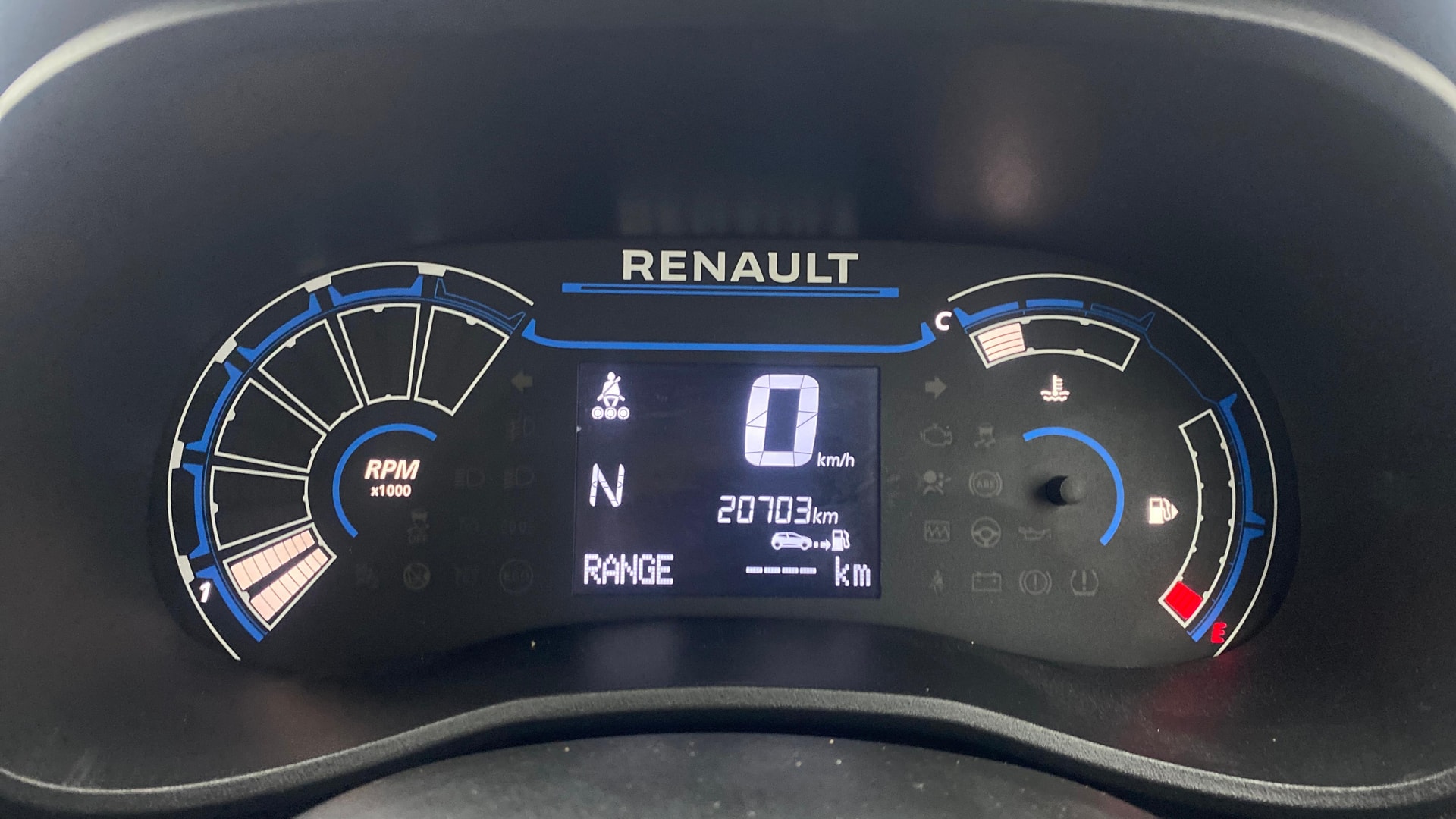 View 2024 Renault Kwid Climber AMT DualTone Image 34 Used 2024 Renault Kwid Climber AMT DualTone Image 34