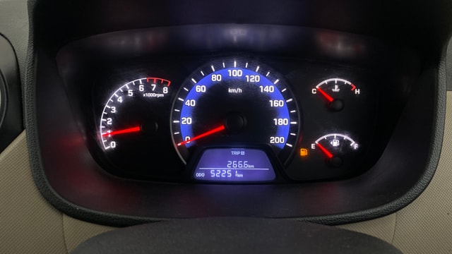 View Hyundai Xcent Image 33 Used Hyundai Xcent Image 33