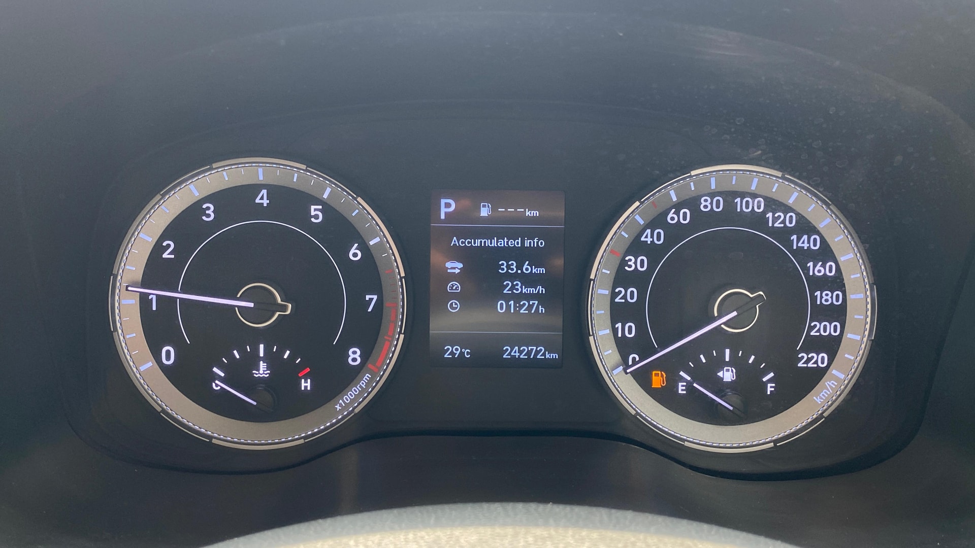 View 2022 Hyundai Venue SX Plus 1.0 Petrol AT Dual Tone Image 21 Used 2022 Hyundai Venue SX Plus 1.0 Petrol AT Dual Tone Image 21