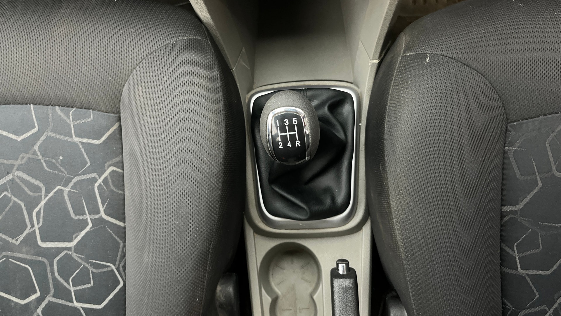 View 2017 Tata Tiago Revotorq XB Image 37 Used 2017 Tata Tiago Revotorq XB Image 37
