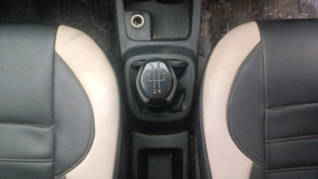 View Renault Kwid Image 37 Used Renault Kwid Image 37