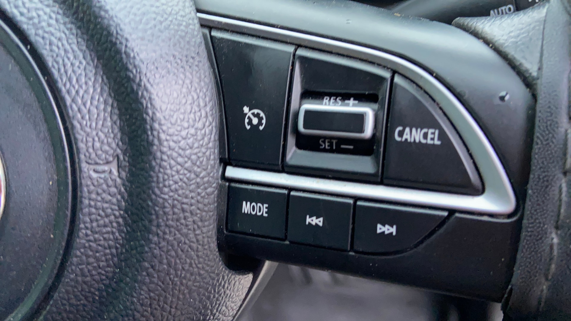 View 2026 Toyota Urban Cruiser Hyryder S e-Drive 2WD HYBRID Image 3 Used 2026 Toyota Urban Cruiser Hyryder S e-Drive 2WD HYBRID Image 3